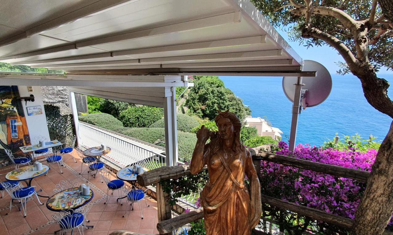 La Maliosa D' Arienzo Bed & Breakfast 3*